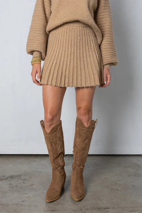 Weston™TM| Pullover e gonna plissettata eleganti Nina