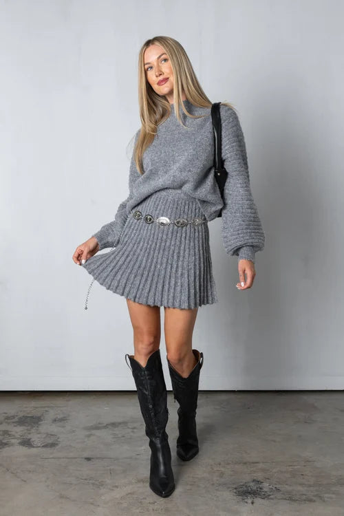 Weston™TM| Pullover e gonna plissettata eleganti Nina
