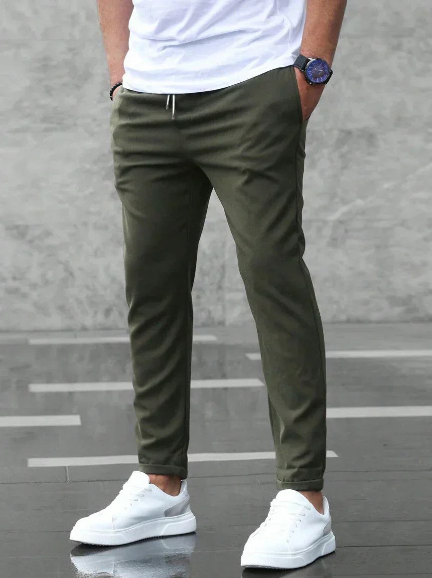 Pantaloni slim casual da uomo moderno • Jonas Weston™